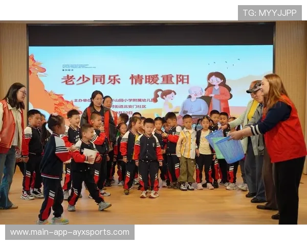 跳水社区活动走进养老院，老少共融成美谈