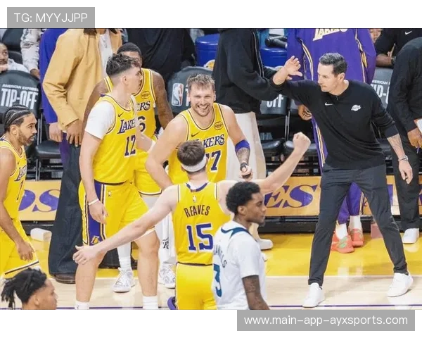 NBA MVP争夺白热化：三人并驾齐驱