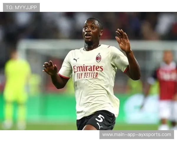 AC米兰替补立刻头槌定胜负 AC米兰替补立刻头槌定胜负