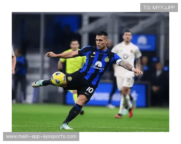 劳塔罗边线突破:弧线传中引爆国际米兰进攻狂潮 劳塔罗边线突破:弧线传中引爆国际米兰进攻狂潮