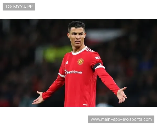 阿贾克斯追C罗式暴力进攻:足球场上的疯狂革命 阿贾克斯追C罗式暴力进攻:足球场上的疯狂革命